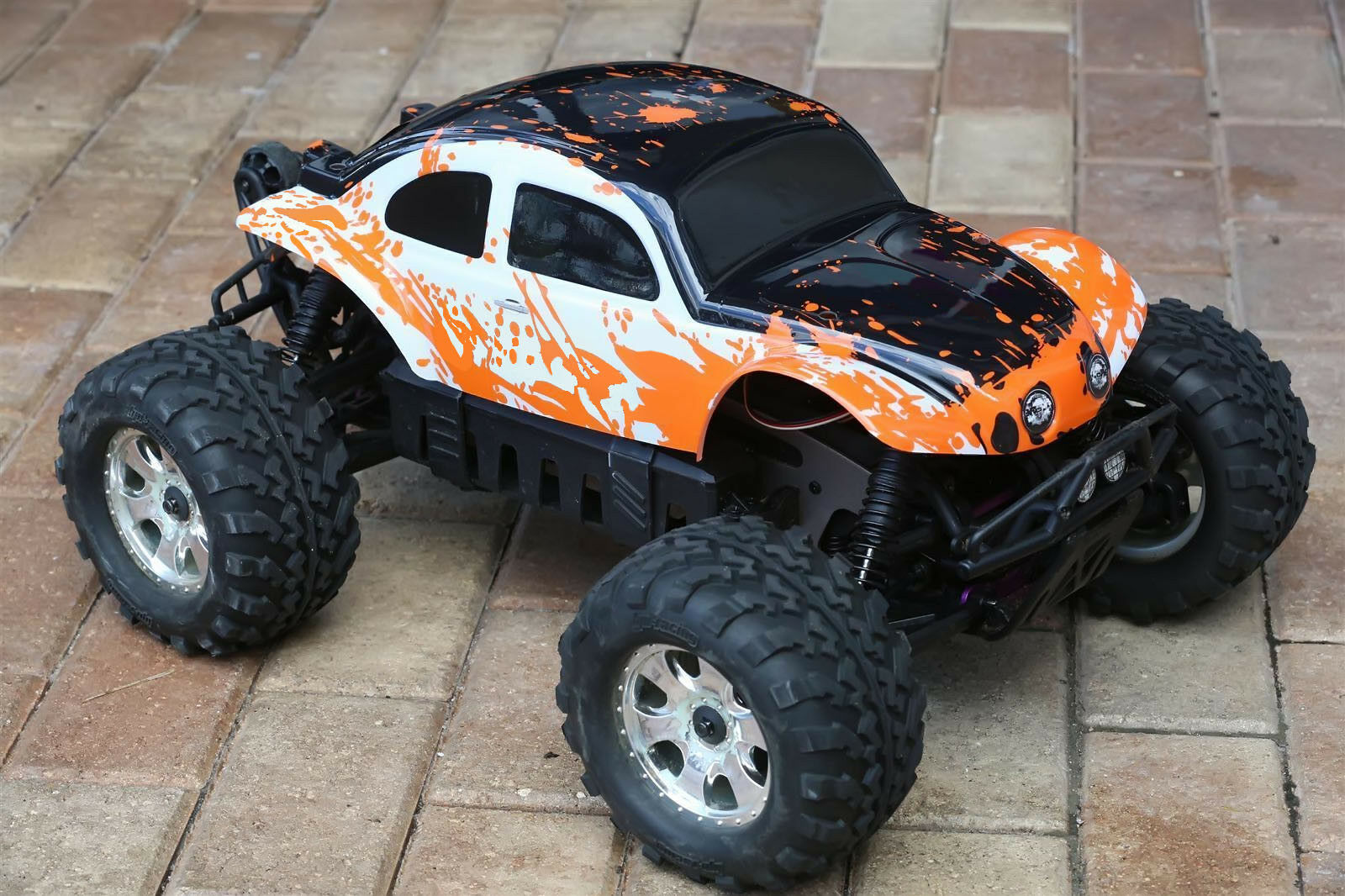 Custom Bug Body Muddy Orange/WB Shell for HPI Savage Flux HP 1/8 VW Baja Beetle