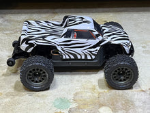 Load image into Gallery viewer, Custom Body Zebra Style for ARRMA VORTEKS 3S BLX 1/10 Stadium Truck
