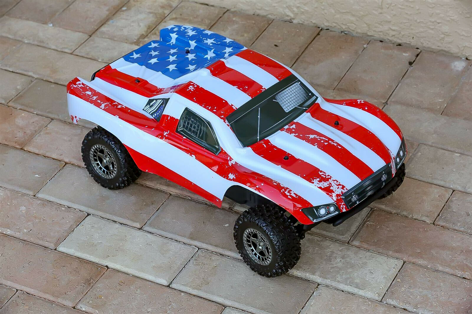 Custom Body USA Flag Style for ARRMA Senton 4x4 3S / 6S BLX Cover Shell Slash