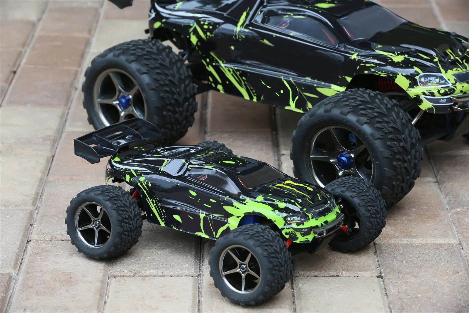 Custom Body Muddy Green for Traxxas 1:16 e Revo 7012 Brushless Brushed 1/16