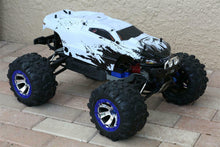 Load image into Gallery viewer, Custom Body Eagle Style for Traxxas 1/10 Summit / eRevo Shell Cover 1:10 Scale
