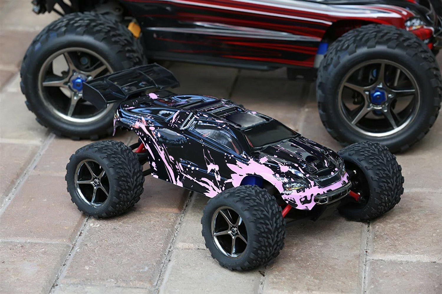 Custom Body Muddy Pink for Traxxas 1/16 e-Revo Mini 7012 Shell 1:16 (Body Only)