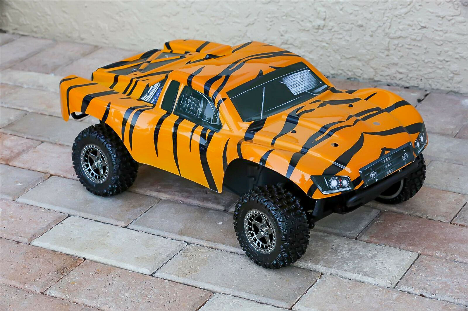 Custom Body Tiger Style for ARRMA Senton 4x4 3S / 6S BLX Cover Shell Slash